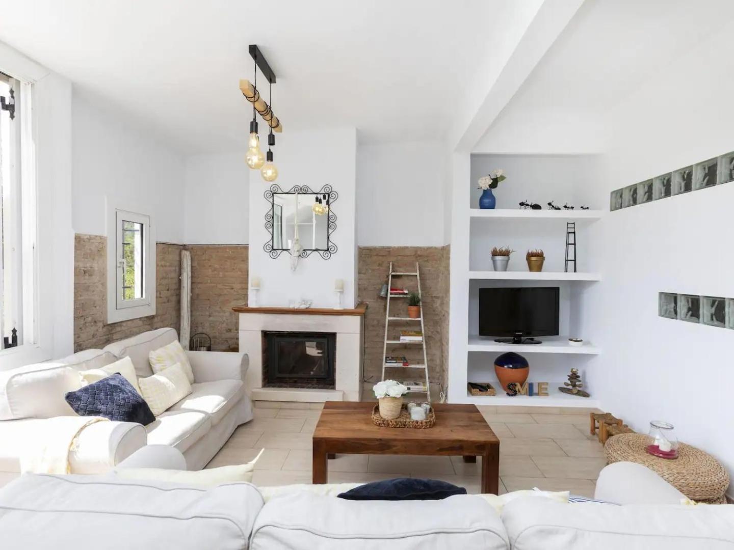 Casa Canyet Con Piscina A Un Paso De Barcelona Y La Playa Badalona Exteriör bild
