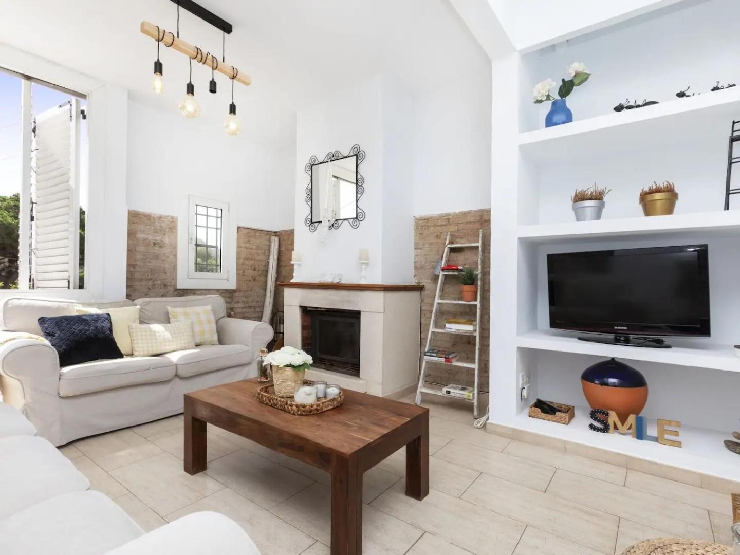 Casa Canyet Con Piscina A Un Paso De Barcelona Y La Playa Badalona Exteriör bild