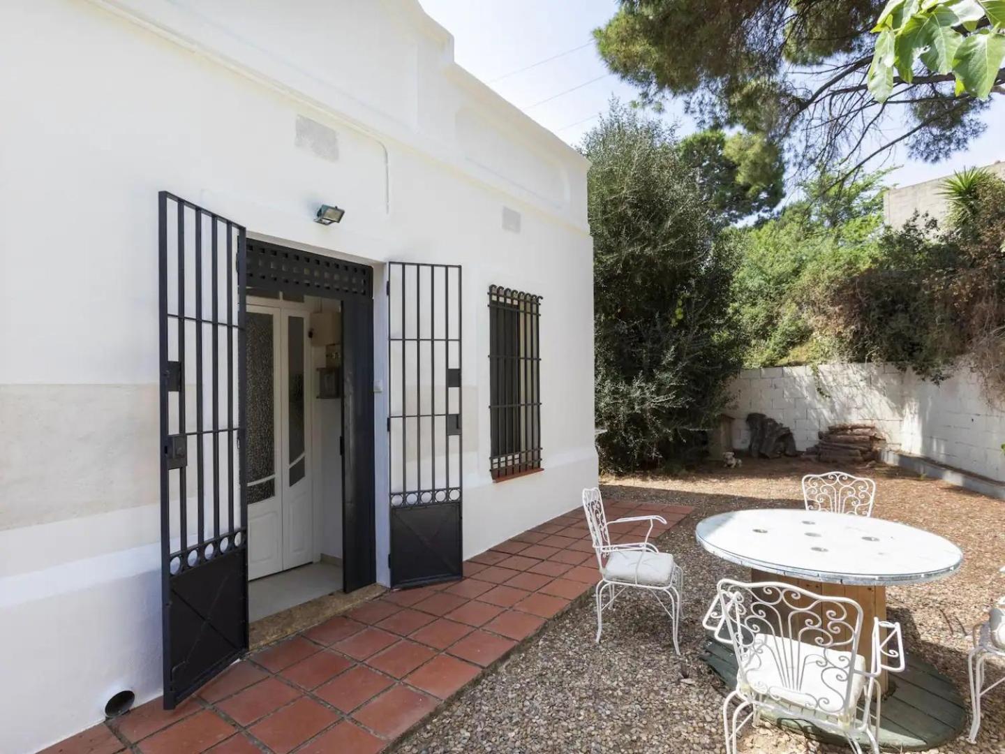Casa Canyet Con Piscina A Un Paso De Barcelona Y La Playa Badalona Exteriör bild